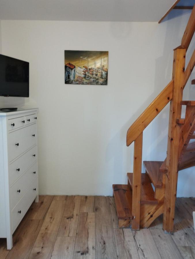 Appartement Liliomfa Apartman à Szigliget Extérieur photo